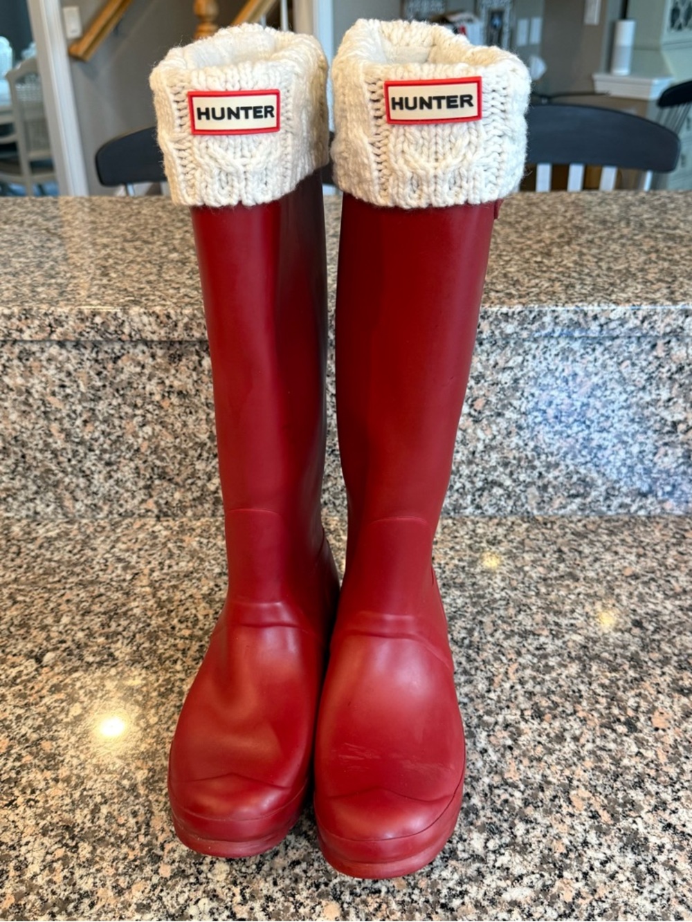 Red Hunter knee high rubber boots with cream boot sock/liner size Women’s 8 (39)